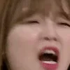 😮