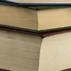 📚