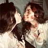 💋