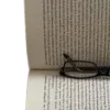 📖