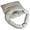 👜