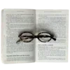 📖