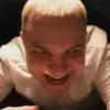 😏