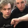 👎
