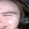 😁