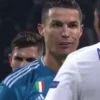 🤨