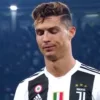 😔