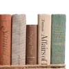📚