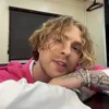 🤩