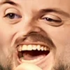 😀