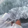 🌊
