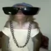 😎