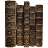 📚