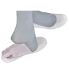 👣