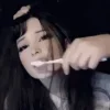 😈