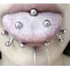 👅