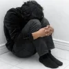 😭