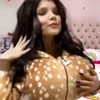 👛