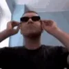 😎