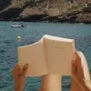 📚