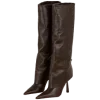 👢
