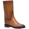 👢