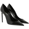 👠