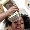 💸