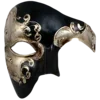 🎭