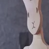 😗