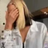 😭