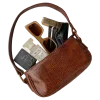 👜