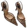 👠