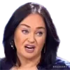 👩