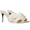 👠