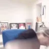 😠