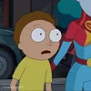 😨
