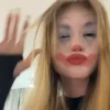 🤩