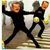😂