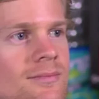 😳
