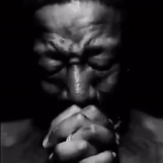 😭
