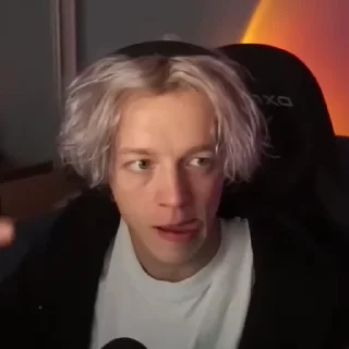 😋