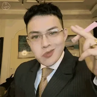 😇