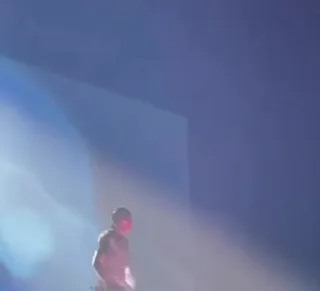 🕺