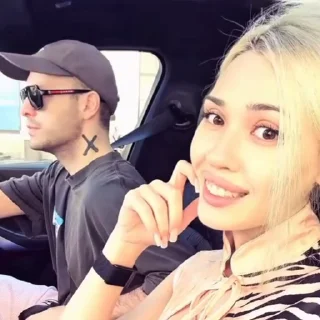 🤩