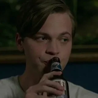 😐