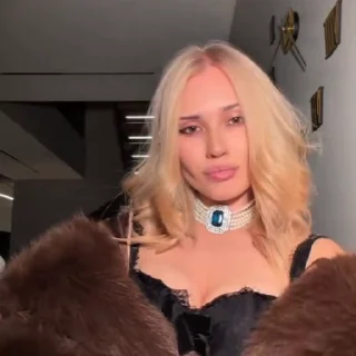 🤩