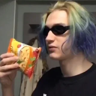 😎