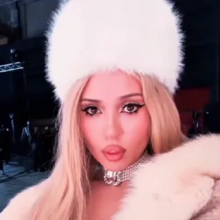 🤩