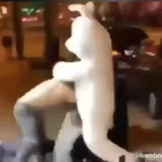 😁